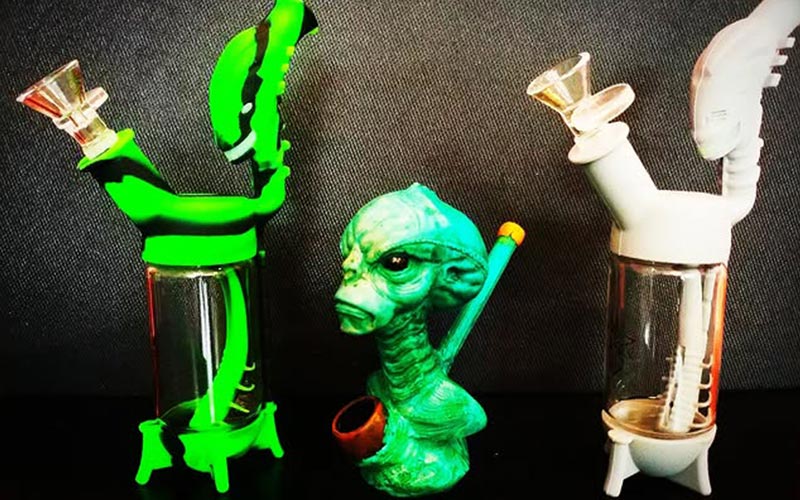 Alien Abduction Silicone Bong